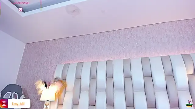 841_yayoi – webcam model profile photo Image 8