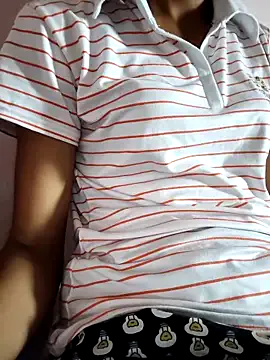 _Alice_1 – webcam model profile photo Image 18