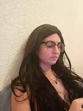 _Alicee_1 – webcam model profile photo Image 7