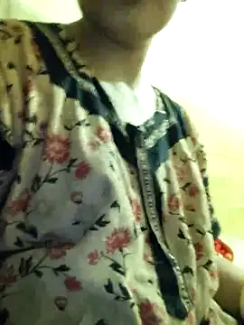 NANA_7 – webcam model profile photo Image 12