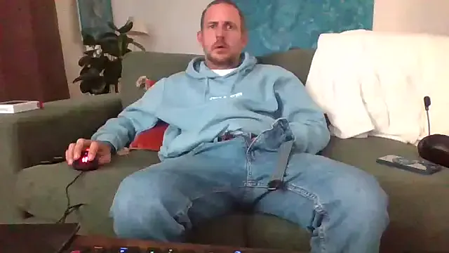 winter11 – webcam model profile photo Image 7