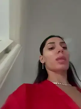 senachinnn – webcam model profile photo Image 8