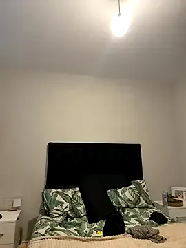 Victoria6989 cam model