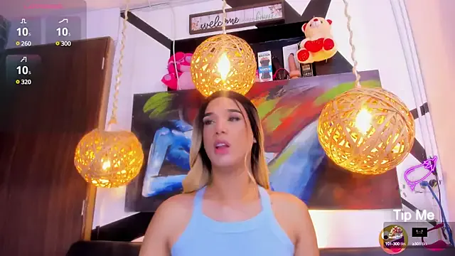 roouse – webcam model profile photo Image 6