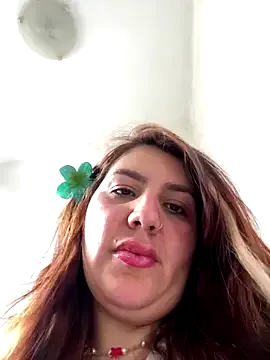 newMichelle – webcam model profile photo Image 3