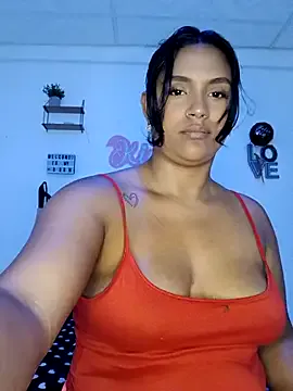 Megu_Melon – webcam model profile photo Image 13