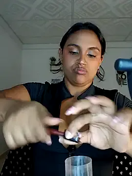 Megu_Melon – webcam model profile photo Image 17