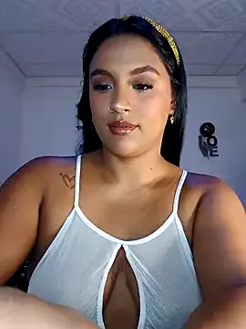 Megu_Melon – webcam model profile photo Image 6