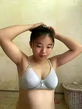 PumaShyXD – webcam model profile photo Image 10