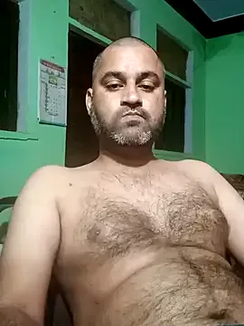roouse – webcam model profile photo Image 10
