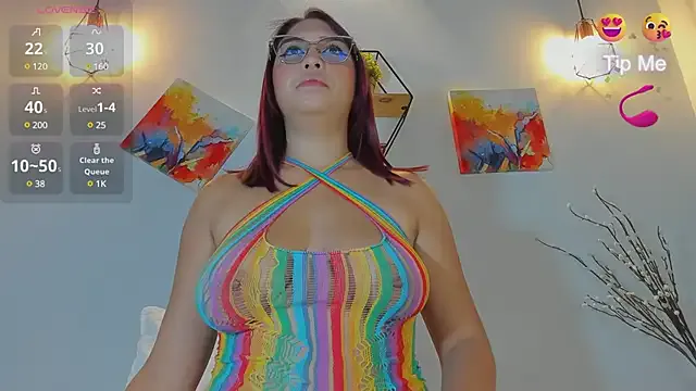 roouse – webcam model profile photo Image 4