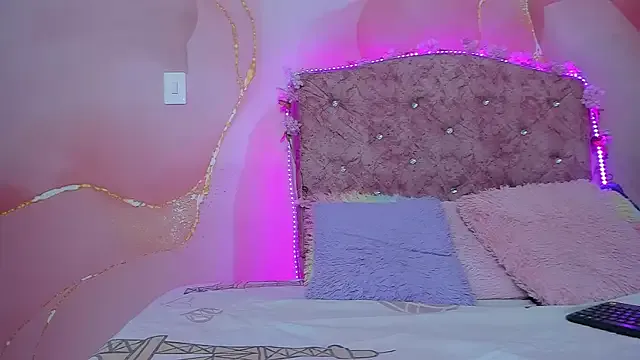 Megu_Melon – webcam model profile photo Image 13