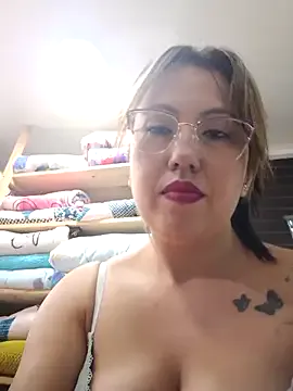 roouse – webcam model profile photo Image 19