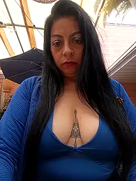 _Alice_1 – webcam model profile photo Image 7