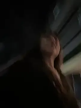 zui_lu – webcam model profile photo Image 12