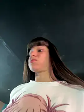 zui_lu – webcam model profile photo Image 4