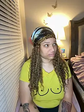 hina_porn – webcam model profile photo Image 8