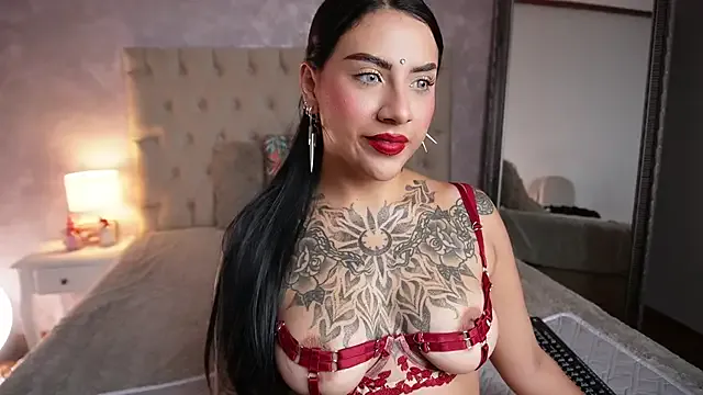 hina_porn – webcam model profile photo Image 7