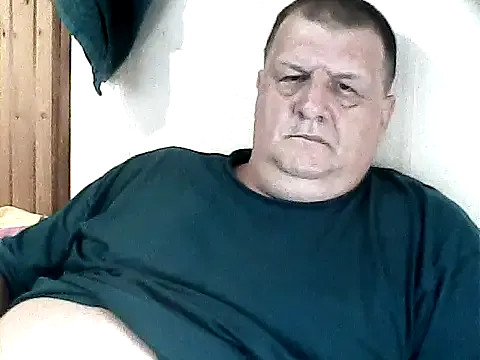 roouse – webcam model profile photo Image 13