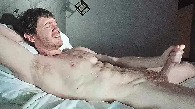 roouse – webcam model profile photo Image 15