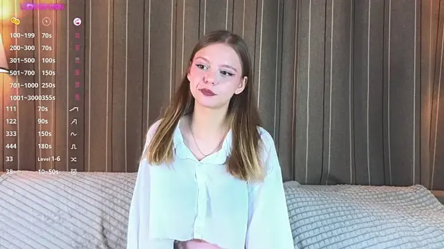 TianaBeacker – webcam model profile photo Image 3