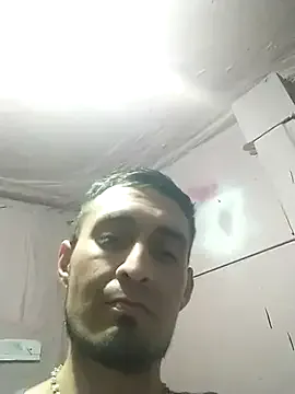 trainwithme – webcam model profile photo Image 4