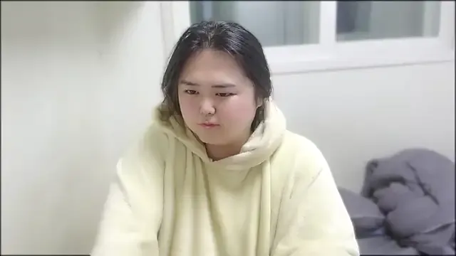 missdirtyhot_ – webcam model profile photo Image 8