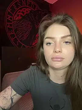 NATINATU252525 – webcam model profile photo Image 16