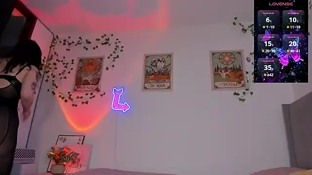 Whitekitty-exe Image 2