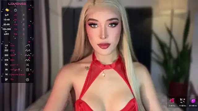 roouse – webcam model profile photo Image 16