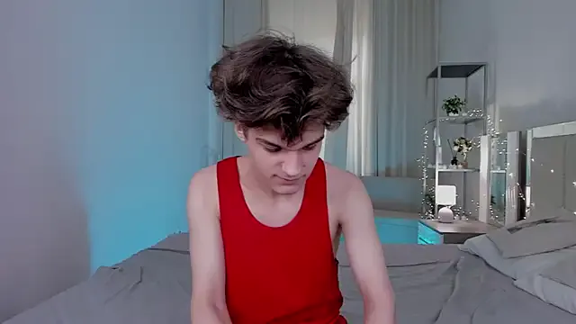 Yui-Ch – webcam model profile photo Image 6