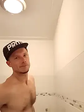 NANA_7 – webcam model profile photo Image 4