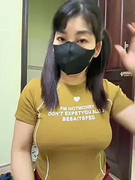 Megu_Melon – webcam model profile photo Image 13