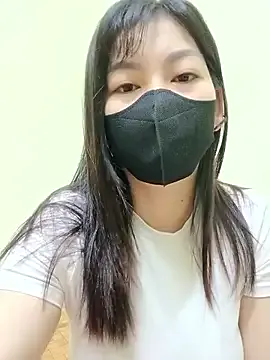 Megu_Melon – webcam model profile photo Image 3