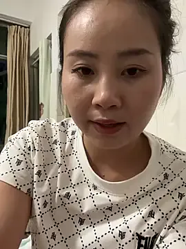 PaulinaGiovanni – webcam model profile photo Image 2