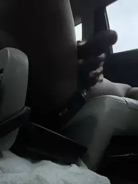 wonderfem101 – webcam model profile photo