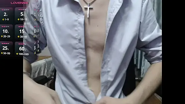  – webcam model profile photo Image 2