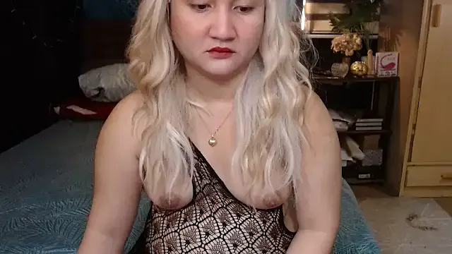 Mia--meow – webcam model profile photo Image 7