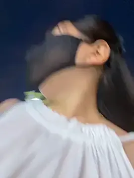 Megu_Melon – webcam model profile photo Image 10