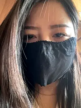 Megu_Melon – webcam model profile photo Image 4