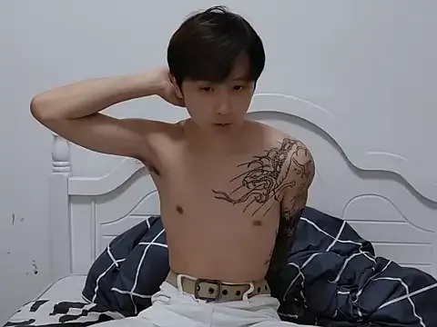 Nonchan_ – webcam model profile photo Image 3