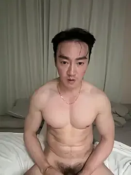 roouse – webcam model profile photo Image 2