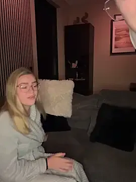 -MiaSweet- – webcam model profile photo Image 5