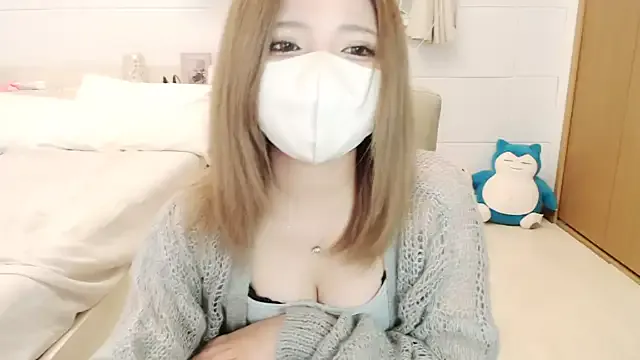 Megu_Melon – webcam model profile photo Image 9