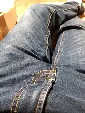 Yui-Ch – webcam model profile photo Image 4