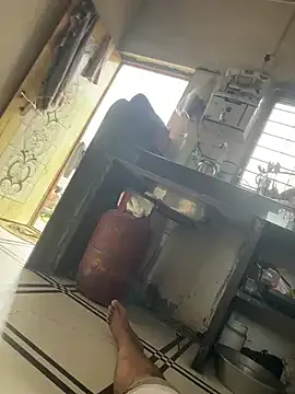 NANA_7 – webcam model profile photo Image 11