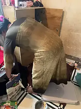 NANA_7 – webcam model profile photo Image 6