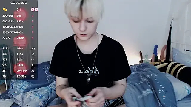 pantumieteruyo – webcam model profile photo Image 4