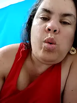 roouse – webcam model profile photo Image 18