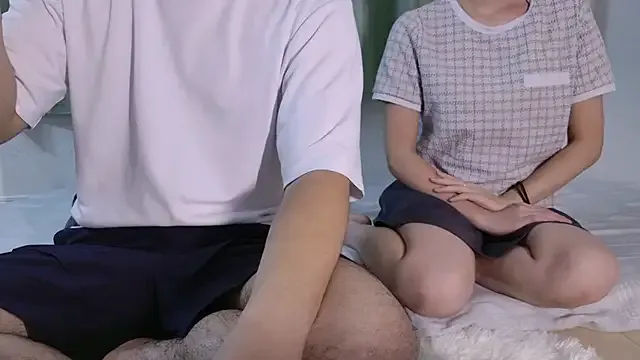 hina_porn – webcam model profile photo Image 16